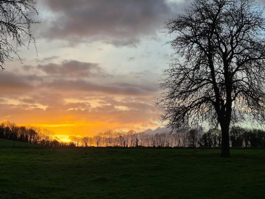 Gite Gaia Au Coeur De La Campagne Villa Le Champ-de-la-Pierre Esterno foto